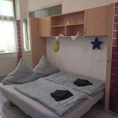 Zoe 120 M2 Apartment